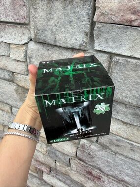Matix 300-Piece Puzzle Box in box